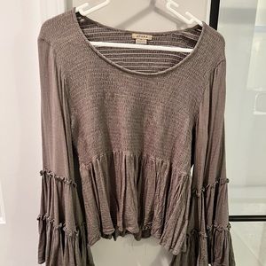 Anama blouse, size medium. Olive color